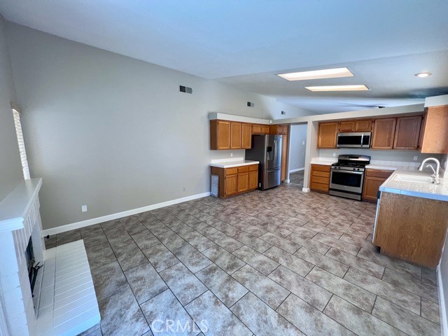 Detail Gallery Image 15 of 38 For 39879 Osprey Rd, Murrieta,  CA 92562 - 3 Beds | 2 Baths