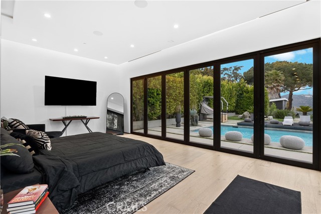 7139 Macapa Drive, Los Angeles CA: https://media.crmls.org/medias/c31d717c-05c1-448d-b098-65545be062c5.jpg
