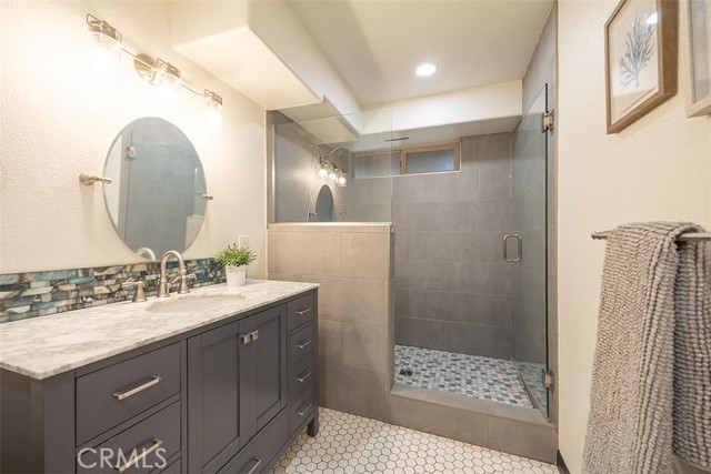 39607 Forest Road, Big Bear Lake CA: https://media.crmls.org/medias/c31dabc8-6a6d-417c-a039-9bccadf75a3a.jpg