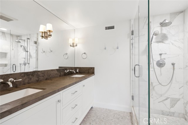 Detail Gallery Image 18 of 32 For 1915 Windward Ln, Newport Beach,  CA 92660 - 5 Beds | 3/1 Baths