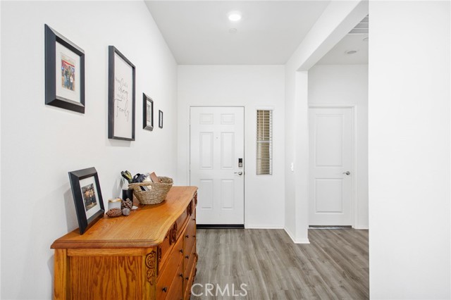 35308 Couples Court, Beaumont CA: https://media.crmls.org/medias/c31e75c7-842e-45a8-b08e-813e18516059.jpg