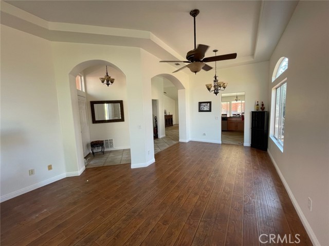 Detail Gallery Image 3 of 25 For 2830 Taylor Ave, Corona,  CA 92882 - 4 Beds | 2 Baths