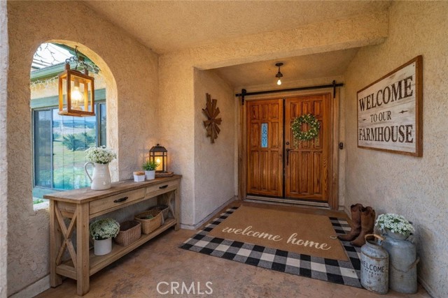 Detail Gallery Image 4 of 54 For 34754 Ellenan, Acton,  CA 93510 - 5 Beds | 4 Baths