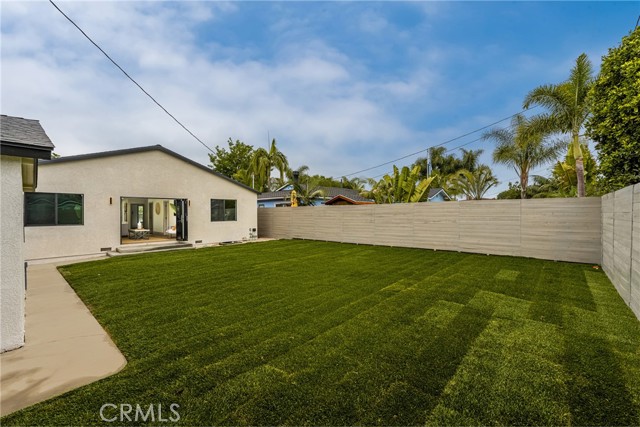 5161 E 27th Street, Long Beach CA: https://media.crmls.org/medias/c3210476-d8f1-4ec1-a2c3-2f303ce6e9ef.jpg