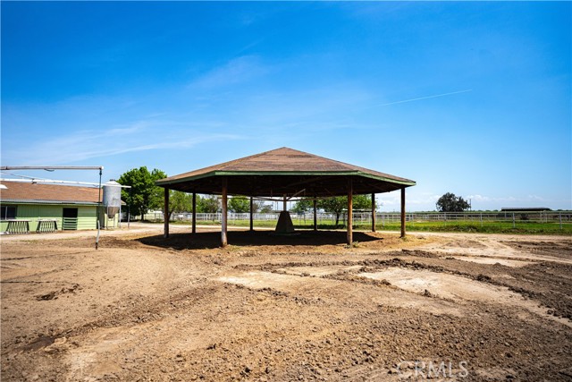 Detail Gallery Image 15 of 39 For 19312 Avenue 24, Chowchilla,  CA 93610 - 3 Beds | 2 Baths
