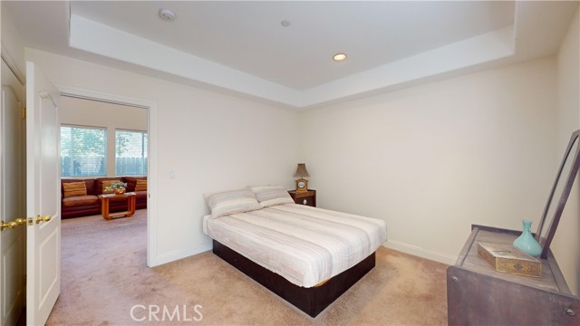 Detail Gallery Image 28 of 49 For 11054 Plainview Ave, Tujunga,  CA 91042 - 5 Beds | 3/1 Baths
