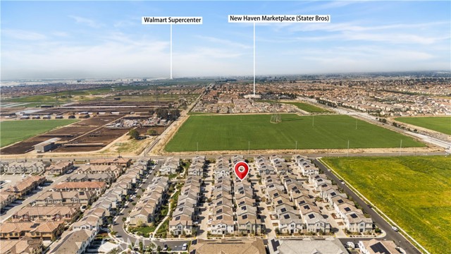 4253 S Heather Privado, Ontario CA: https://media.crmls.org/medias/c322a428-0e18-4b0d-a721-45a146a55abf.jpg