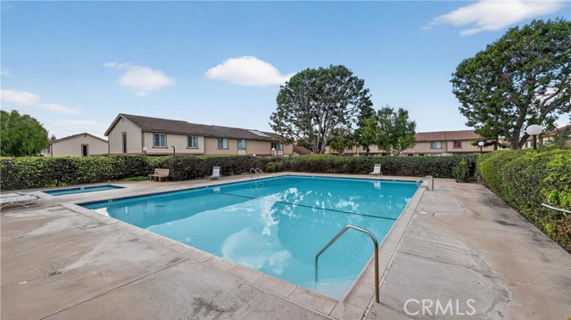 Detail Gallery Image 33 of 41 For 461 W Alton #C,  Santa Ana,  CA 92707 - 3 Beds | 1/1 Baths