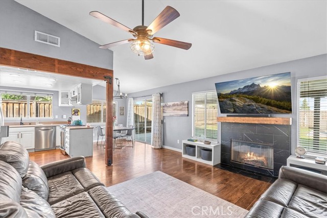 Detail Gallery Image 7 of 36 For 8720 Coyote Bush, Riverside,  CA 92508 - 3 Beds | 2 Baths