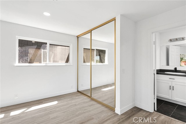 Detail Gallery Image 7 of 14 For 14855 Flathead Rd, Apple Valley,  CA 92307 - 5 Beds | 4 Baths