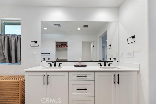 Detail Gallery Image 24 of 44 For 24134 Ardell Ct, Corona,  CA 92883 - 3 Beds | 2/1 Baths