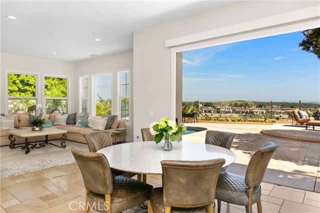 Detail Gallery Image 13 of 70 For 26 Faenza, Newport Coast,  CA 92657 - 5 Beds | 4/1 Baths