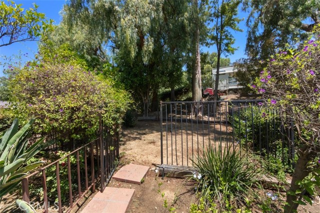 Detail Gallery Image 23 of 51 For 175 Wrangler Rd, Simi Valley,  CA 93065 - 4 Beds | 2 Baths
