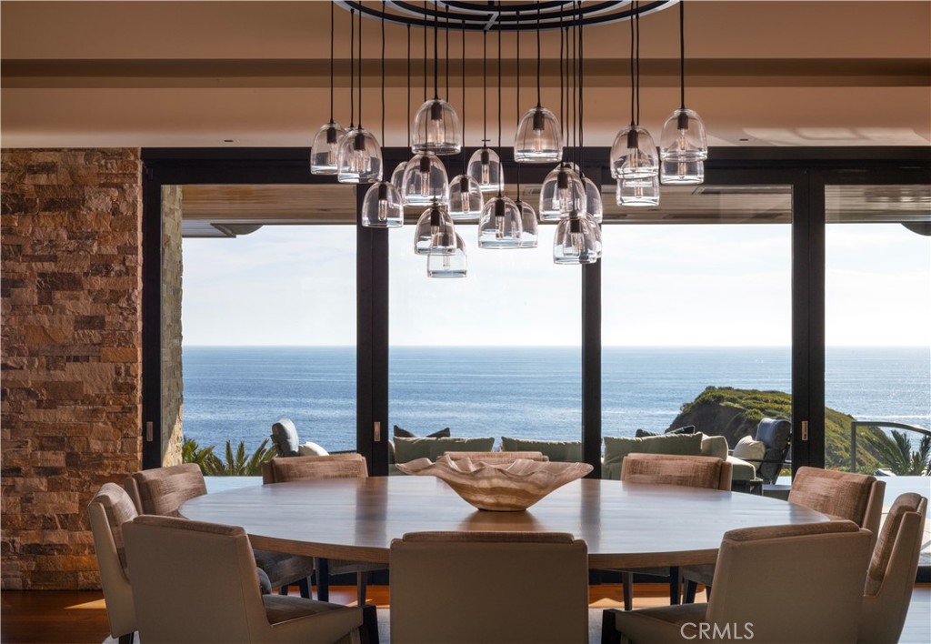 C326c499 B6b3 4779 A7f9 49353624be77