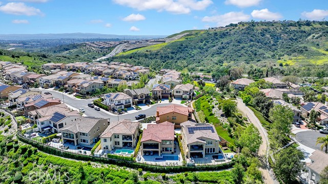 15 Cielo Azul, Mission Viejo CA: https://media.crmls.org/medias/c3271185-160d-4463-9ae0-29ccf38de405.jpg