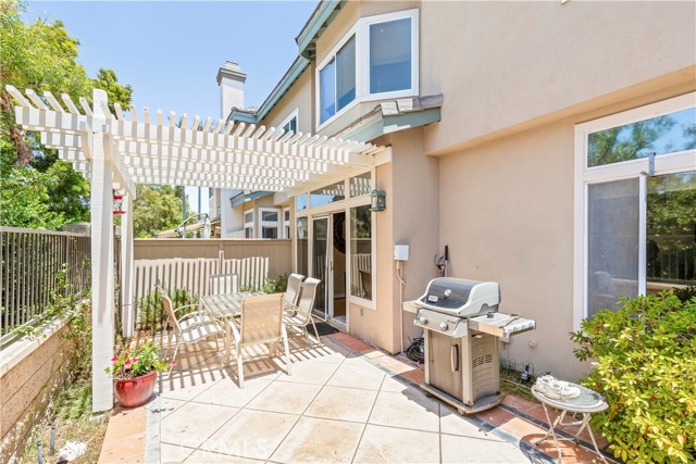 100 Stoney, Laguna Niguel CA: https://media.crmls.org/medias/c3276cb0-95c2-4a7d-b774-d058c04e0181.jpg