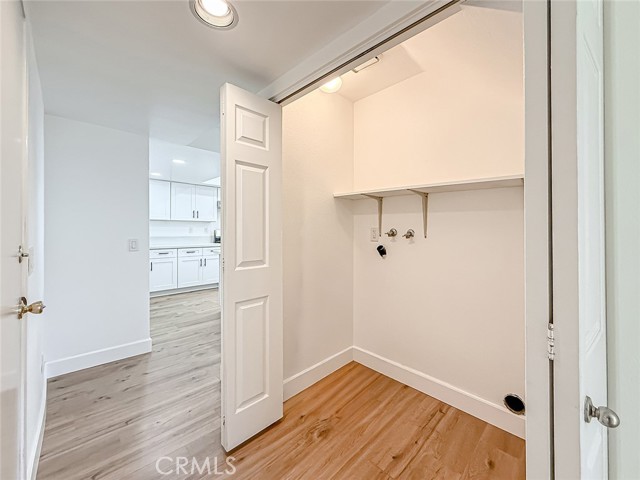 Detail Gallery Image 12 of 34 For 206 Camino Cortina, Camarillo,  CA 93010 - 3 Beds | 3 Baths