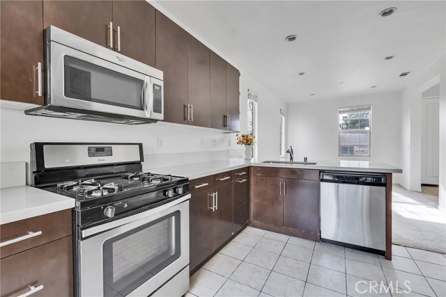 Detail Gallery Image 11 of 34 For 427 Boston Dr, Claremont,  CA 91711 - 3 Beds | 2/1 Baths