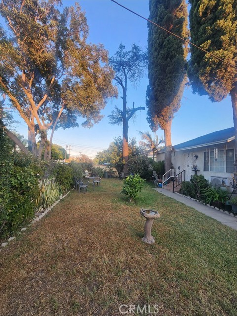 12138 Magnolia Street, El Monte CA: https://media.crmls.org/medias/c3295f49-e4c0-4d64-a33a-f2e3932d58f0.jpg