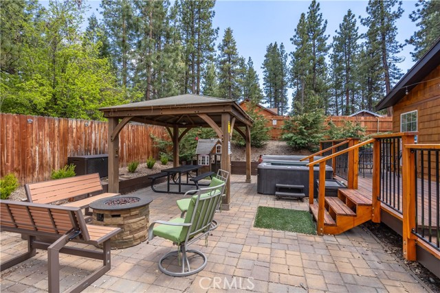 Detail Gallery Image 31 of 40 For 950 Alpenweg Dr, Big Bear City,  CA 92314 - 4 Beds | 2 Baths