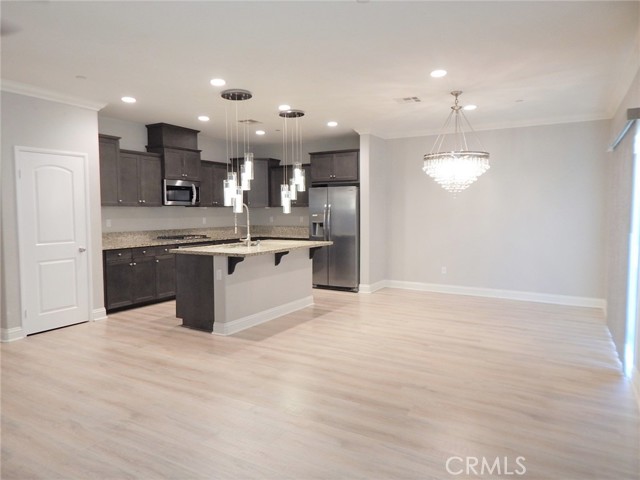 Detail Gallery Image 6 of 21 For 2787 E Edmonton, Ontario,  CA 91761 - 4 Beds | 2 Baths