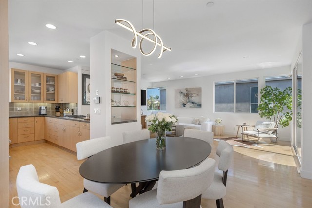 2303 Vista Drive, Manhattan Beach, California 90266, 4 Bedrooms Bedrooms, ,3 BathroomsBathrooms,Residential,For Sale,Vista,SB26092785