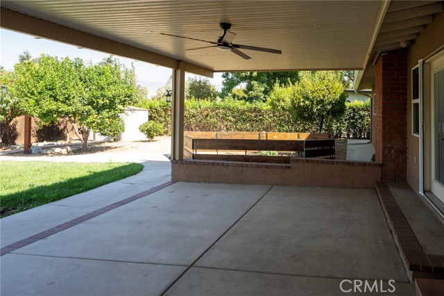 Detail Gallery Image 16 of 18 For 828 W Cypress Ave, Redlands,  CA 92373 - 3 Beds | 2 Baths