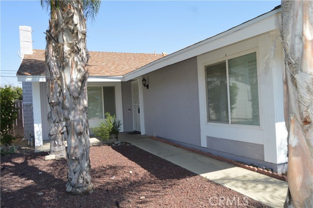 Detail Gallery Image 5 of 43 For 13638 Persimmon Rd, Moreno Valley,  CA 92553 - 4 Beds | 2 Baths