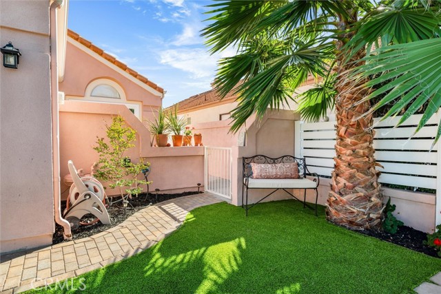 Detail Gallery Image 5 of 43 For 28313 Valombrosa, Menifee,  CA 92584 - 3 Beds | 2 Baths