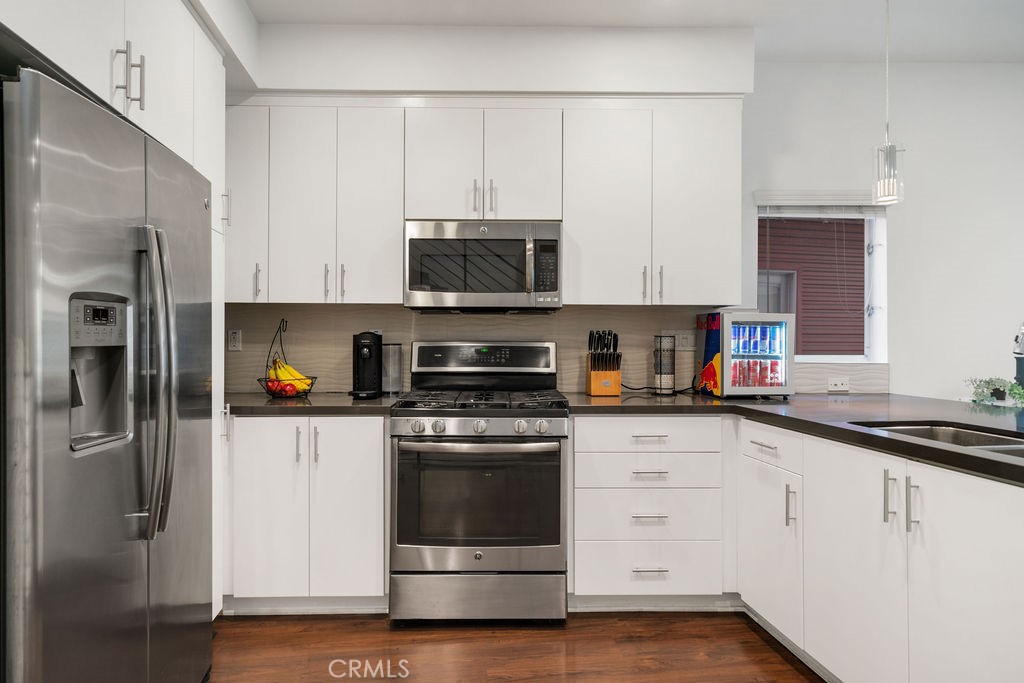 MLS #OC25241827 image #4