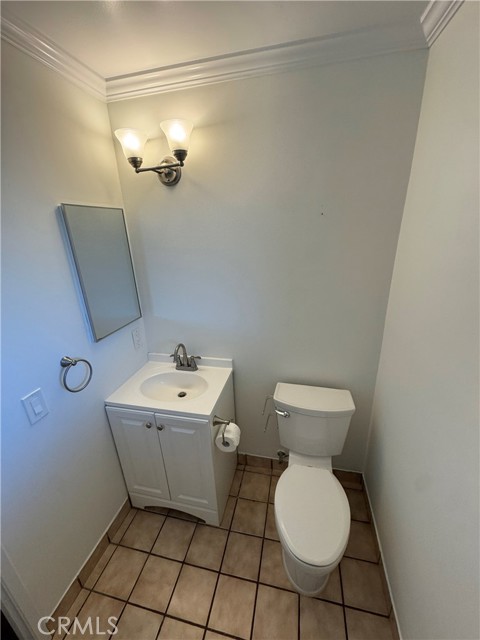 Detail Gallery Image 20 of 26 For 22911 Plainview, Lake Forest,  CA 92630 - 4 Beds | 2/1 Baths