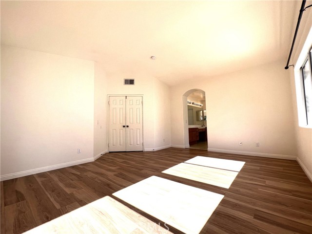 20865 Oakdale Lane, Riverside CA: https://media.crmls.org/medias/c32be59e-99ad-49c2-91a1-a7f59d334943.jpg