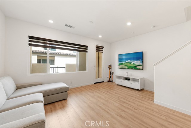 7418 Royal Street, Buena Park CA: https://media.crmls.org/medias/c32c556c-737f-4006-b1f2-333f900c0463.jpg