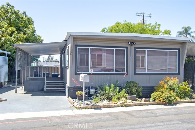 Detail Gallery Image 24 of 29 For 8811 Canoga Ave #120,  Canoga Park,  CA 91304 - 2 Beds | 1 Baths
