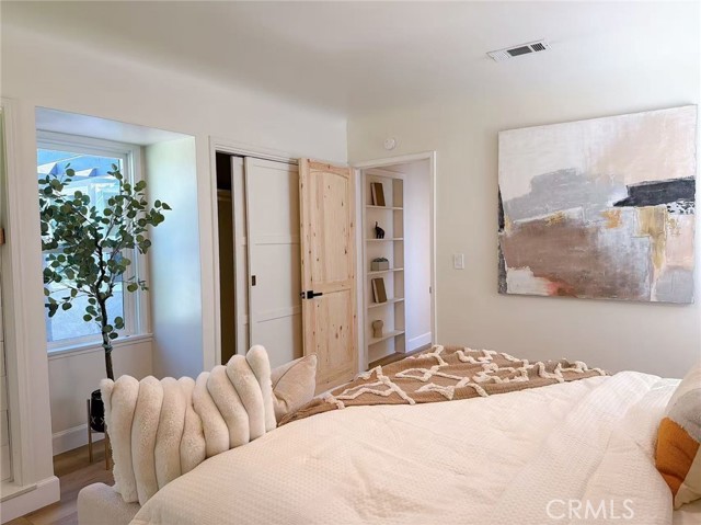 Detail Gallery Image 7 of 17 For 2379 Oliveras Ave, Altadena,  CA 91001 - 2 Beds | 1 Baths
