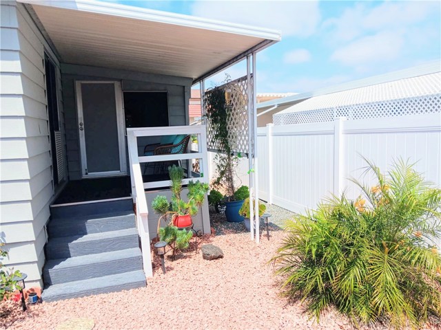 1286 Discovery Street, San Marcos CA: https://media.crmls.org/medias/c32e1e6a-d511-4ff5-90e5-69b3dc6a3562.jpg