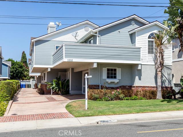 1835 Rockefeller Lane, Redondo Beach, California 90278, 3 Bedrooms Bedrooms, ,2 BathroomsBathrooms,Residential,Sold,Rockefeller,SB16196049