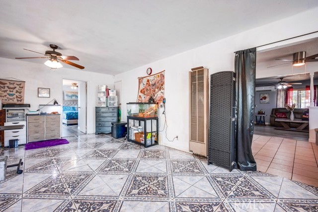 Detail Gallery Image 14 of 29 For 301 W Easton St, Rialto,  CA 92376 - 3 Beds | 2 Baths