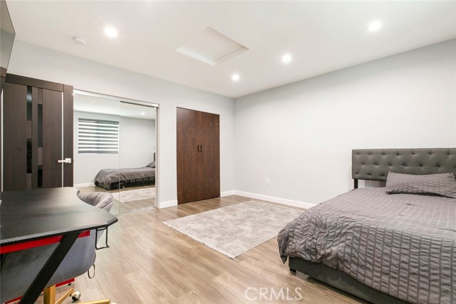 17800 Raymer Street, Sherwood Forest CA: https://media.crmls.org/medias/c32f63b6-228c-467c-9d01-7021d1fb2fa1.jpg