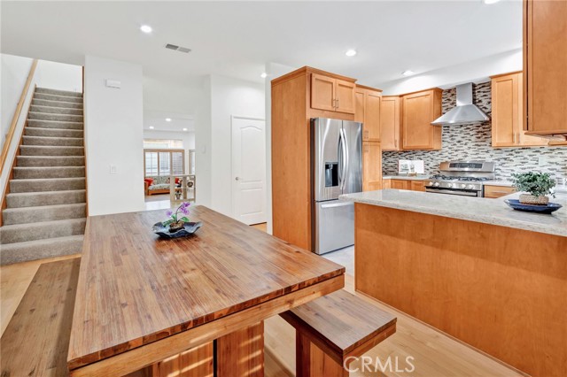 Detail Gallery Image 6 of 28 For 2825 Plaza Del Amo #106,  Torrance,  CA 90503 - 3 Beds | 2/1 Baths