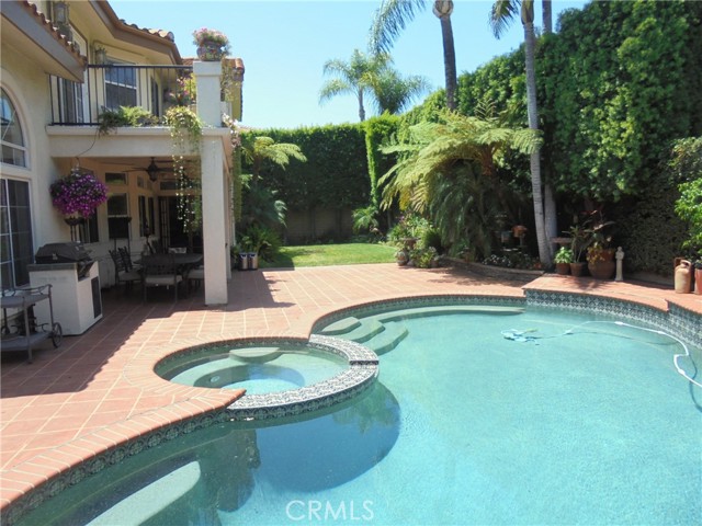 1535 Via Arroyo, La Verne CA: https://media.crmls.org/medias/c32fc512-831c-4593-8d42-cee6831407eb.jpg