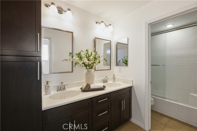 Detail Gallery Image 19 of 32 For 607 Rockefeller #72,  Irvine,  CA 92612 - 2 Beds | 2/1 Baths