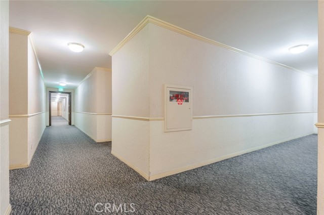 Detail Gallery Image 15 of 36 For 4430 Noble Ave #202,  Sherman Oaks,  CA 91403 - 2 Beds | 2 Baths