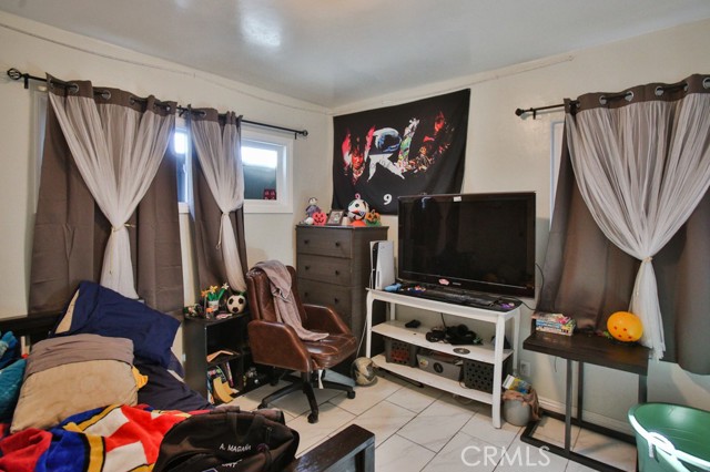 12621 Sweetbriar Drive, Garden Grove CA: https://media.crmls.org/medias/c331b0b5-4c79-41db-90bd-1c943e9aa122.jpg
