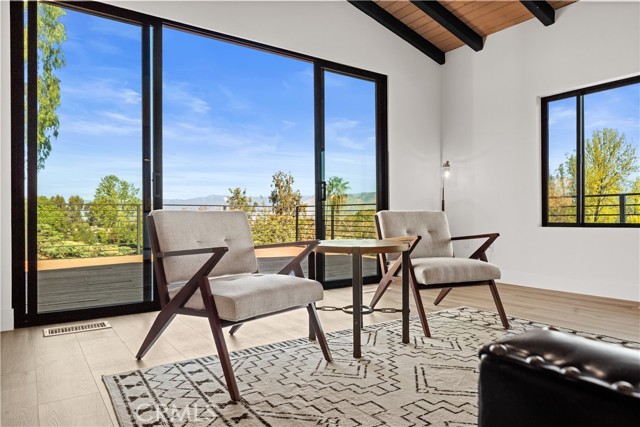 Detail Gallery Image 5 of 47 For 1909 Canyon, Redlands,  CA 92373 - 4 Beds | 3 Baths