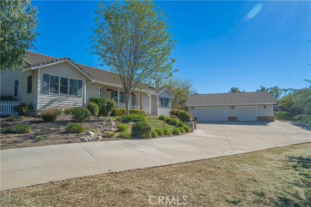 Detail Gallery Image 4 of 60 For 11340 Morgan, Agua Dulce,  CA 91390 - 3 Beds | 2 Baths