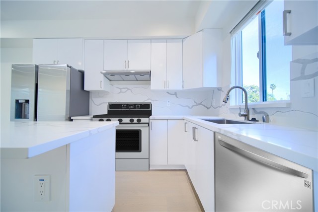 4455 S Slauson Avenue, Culver City CA: https://media.crmls.org/medias/c333c539-6d82-4537-b812-bae4a98a55ea.jpg