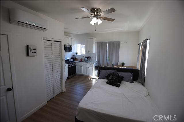 1526 E 1st Street, Los Angeles CA: https://media.crmls.org/medias/c333e1ea-6b01-438e-9c45-abdc44760d42.jpg