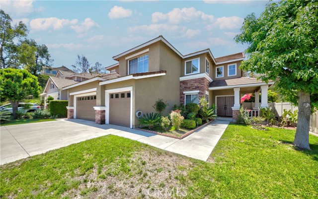 2061 S Sawgrass Court, La Habra CA: https://media.crmls.org/medias/c3341595-5127-4343-b570-24c2300c8367.jpg