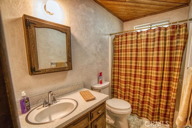 Detail Gallery Image 13 of 21 For 44862 Barton Ln, Sugarloaf,  CA 92386 - 2 Beds | 1 Baths